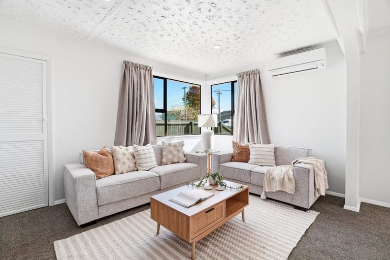 Photo of property in 32 Primrose Street, Northcote, Christchurch, 8052