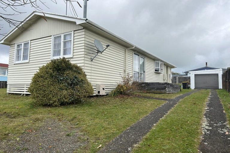 Photo of property in 77 Morvern Crescent, Tokoroa, 3420