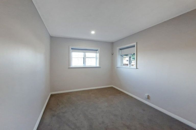 Photo of property in 4 Paeroa Street, Riccarton, Christchurch, 8041