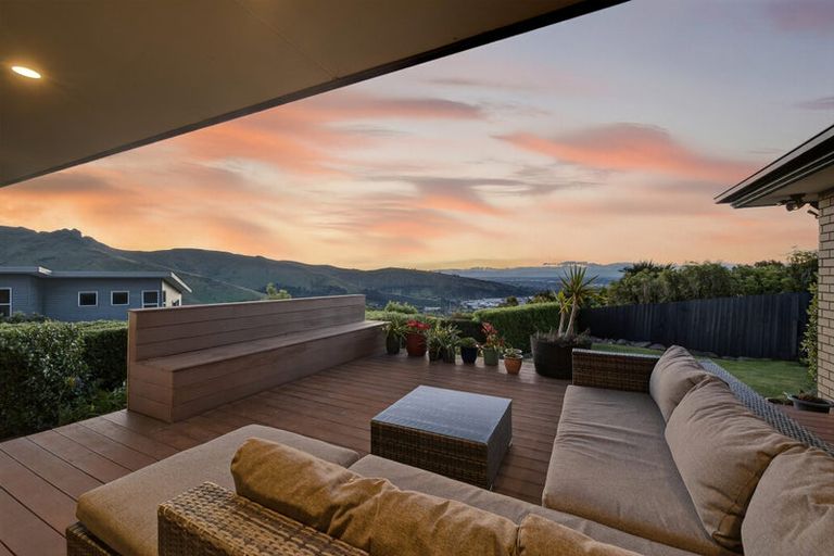 Photo of property in 46 Rockview Place, Mount Pleasant, Christchurch, 8081