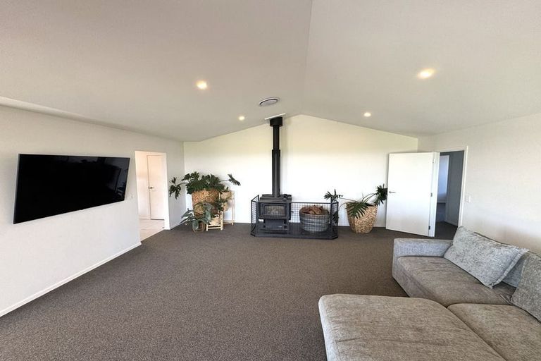 Photo of property in 12 Salcombe Street, Kaitangata, 9210