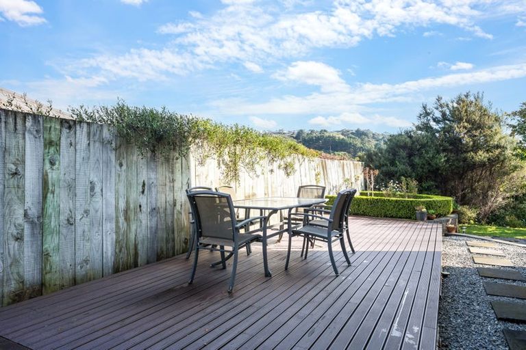 Photo of property in 16 Solander Place, Whitby, Porirua, 5024
