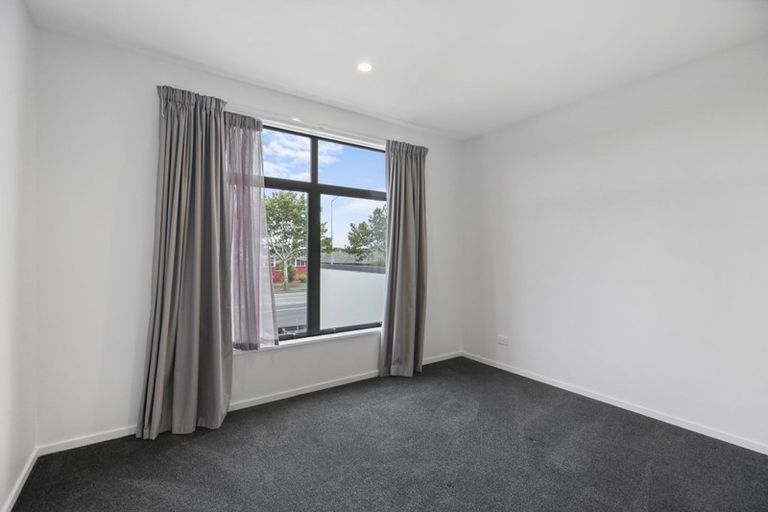 Photo of property in 105 Manakura Street, Russley, Christchurch, 8042