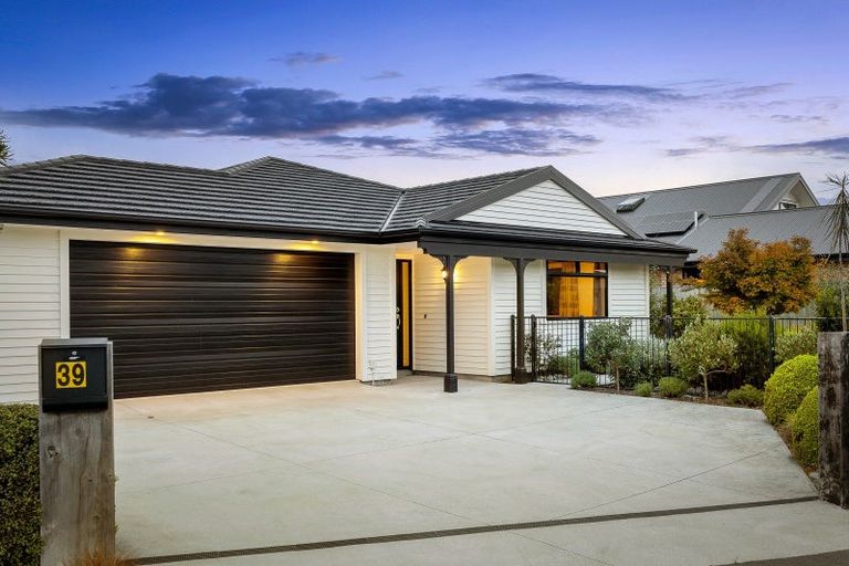 Photo of property in 39 Lock Crescent, Kaiapoi, 7630