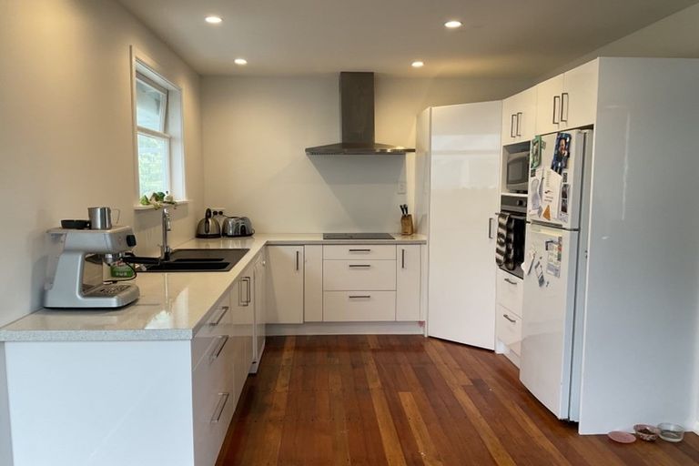 Photo of property in 5 Faris Crescent, Wainuiomata, Lower Hutt, 5014