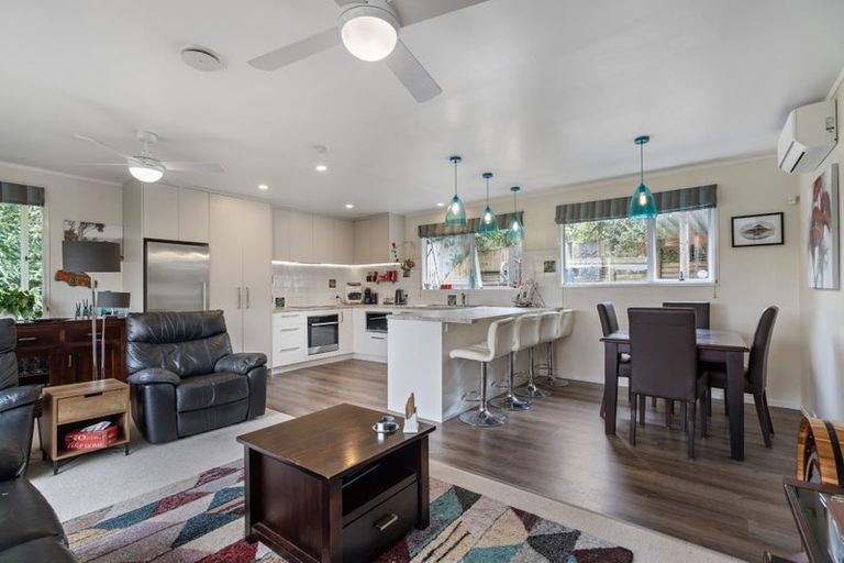 Photo of property in 27a Mcinnes Avenue, Te Kamo, Whangarei, 0112