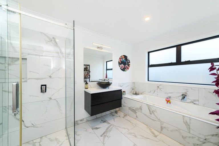 Photo of property in 1a Sherwill Street East, Feilding, 4702