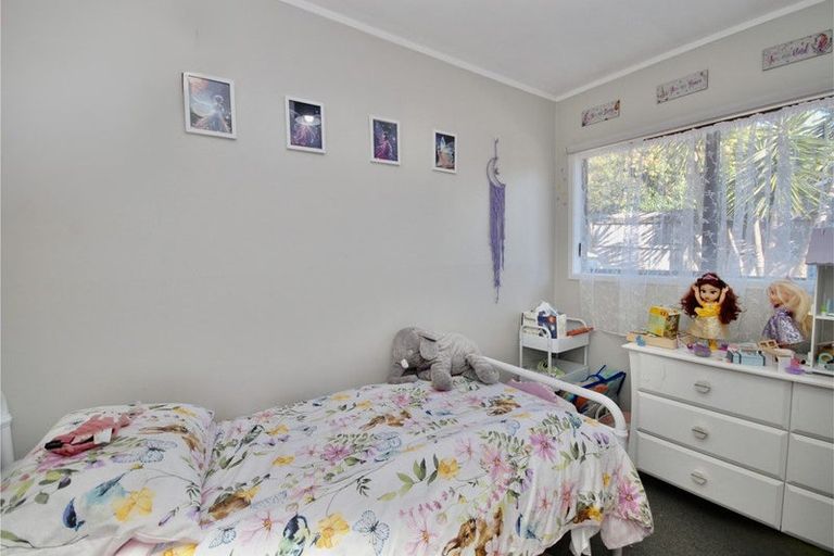 Photo of property in 2/47 Flaxdale Street, Birkdale, Auckland, 0626