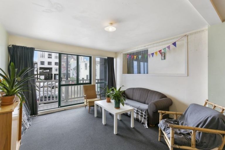 Photo of property in 5u5 Hopper Street, Mount Cook, Wellington, 6011