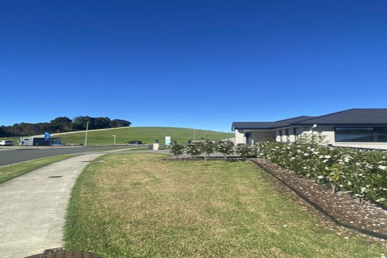 Photo of property in 25 Sycamore Drive, Te Kamo, 0112