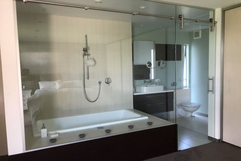 Photo of property in 7 Jane Deans Close, Riccarton, Christchurch, 8011