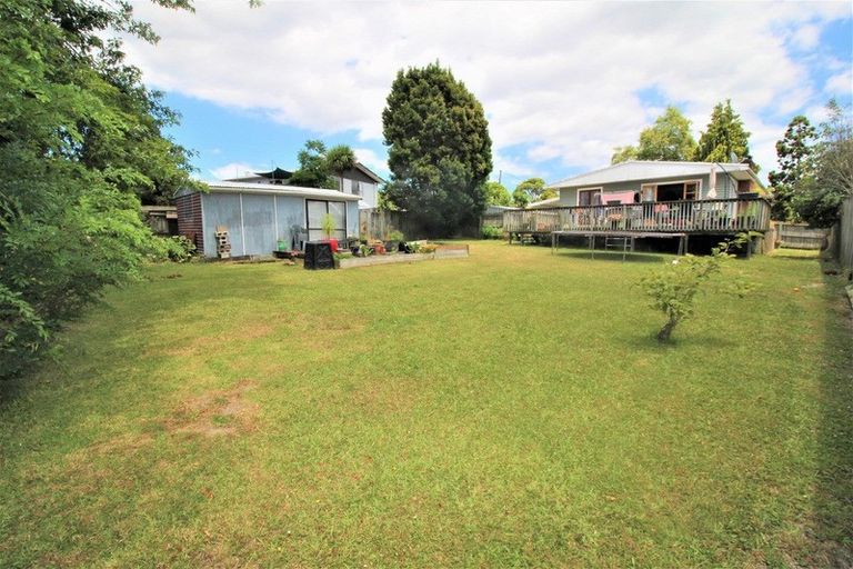Photo of property in 88 Rosier Road, Glen Eden, Auckland, 0602