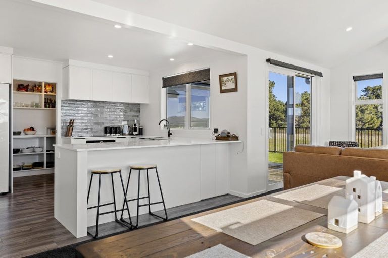 Photo of property in 40 Maru Terrace, Wharewaka, Taupo, 3330