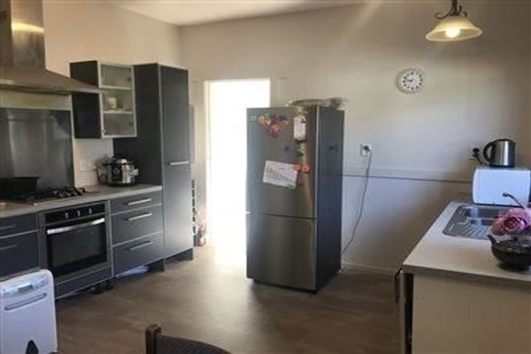 Photo of property in 142 Neville Street, Spreydon, Christchurch, 8024