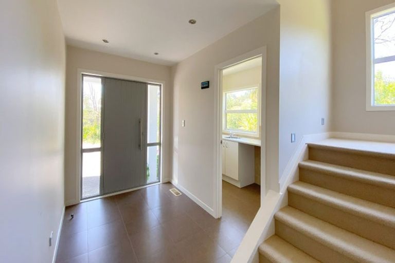 Photo of property in 34 Helvetia Drive, Browns Bay, Auckland, 0630