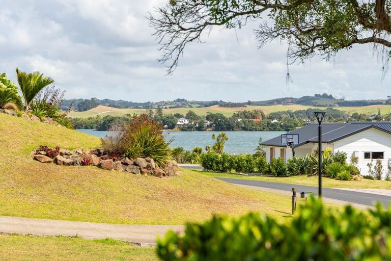 Photo of property in 150 Estuary Drive, Mangawhai Heads, Mangawhai, 0505