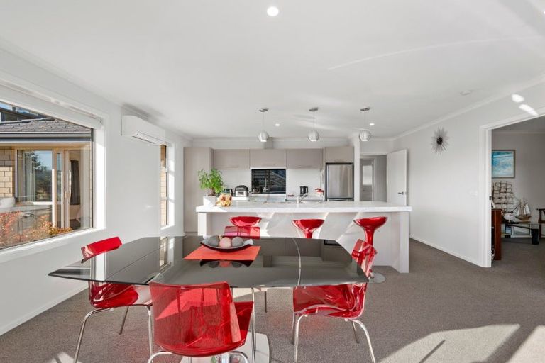 Photo of property in 114a Milton Terrace, Picton, 7220