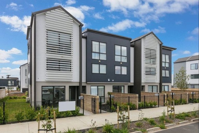 Photo of property in 25 Settlers Avenue, Hobsonville, Auckland, 0618