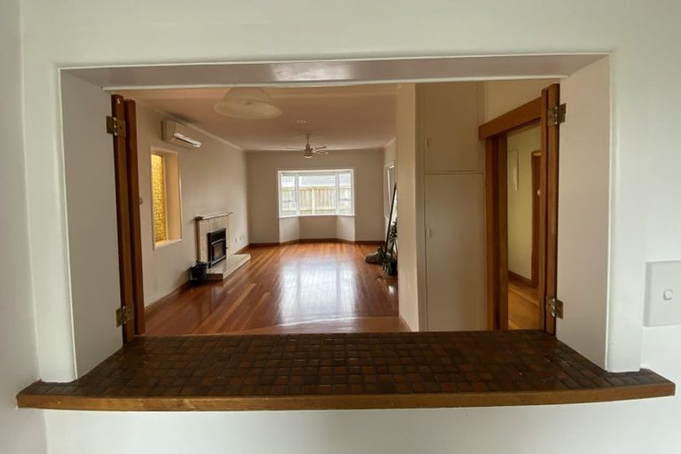 Photo of property in 22 Niccol Avenue, Narrow Neck, Auckland, 0624