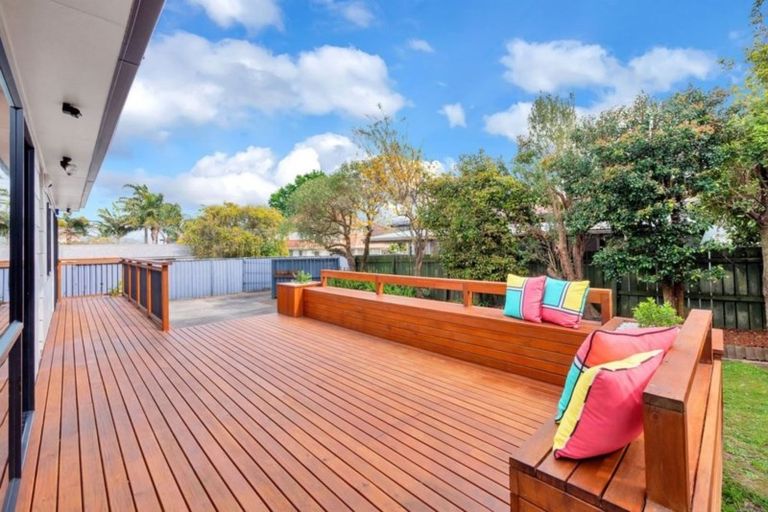 Photo of property in 2/54 Youngs Road, Papakura, 2110