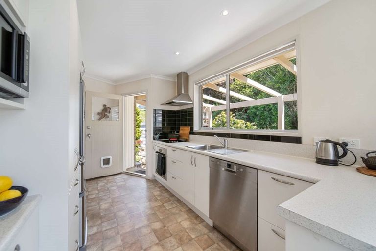 Photo of property in 4 Kaira Street, Sawyers Bay, Port Chalmers, 9023