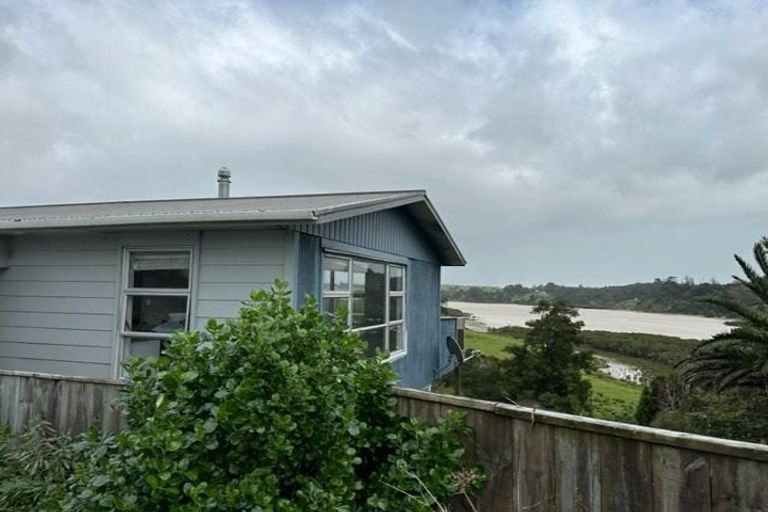 Photo of property in 105 Wharf Road, Port Albert, Wellsford, 0973