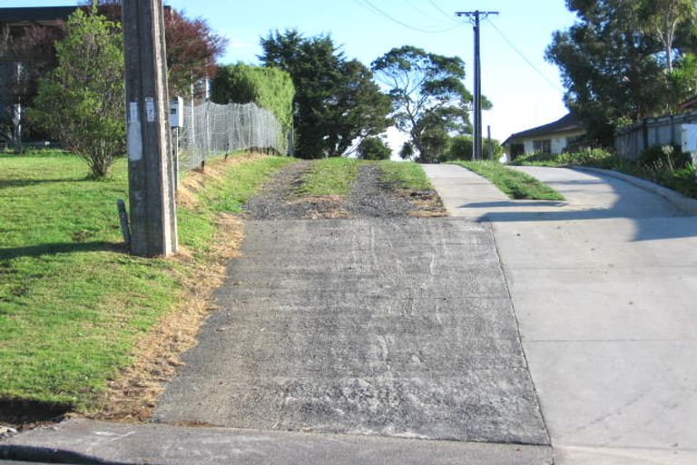 Photo of property in 95 Sunnyside Road, Sunnyvale, Auckland, 0612