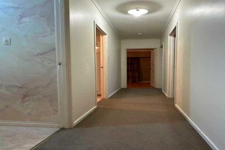 Photo of property in 36 Riverhills Avenue, Pakuranga Heights, Auckland, 2010