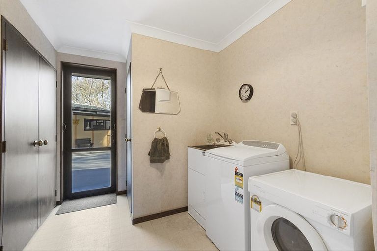 Photo of property in 145 Racecourse Road, Cambridge, 3493