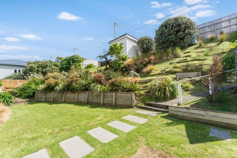 Photo of property in 544 Broadway, Strathmore Park, Wellington, 6022