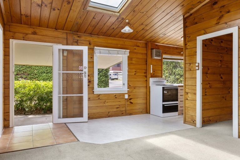 Photo of property in 47 Whakaipo Avenue, Taupo, 3330