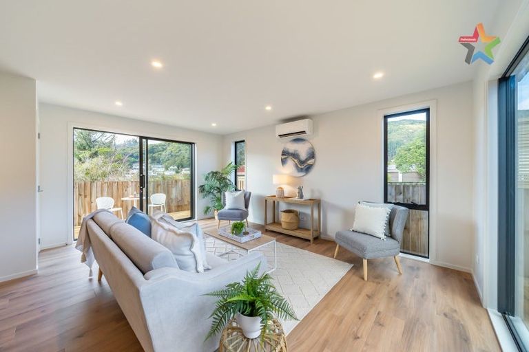 Photo of property in 7/11 Lees Grove, Wainuiomata, Lower Hutt, 5014