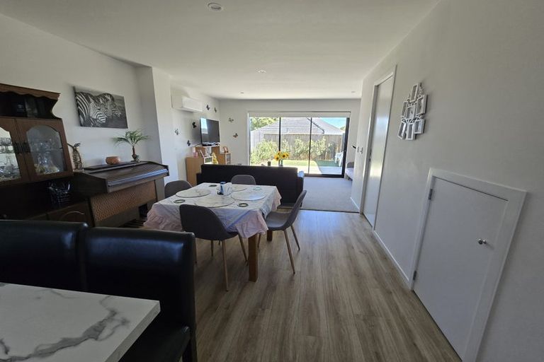 Photo of property in 21 Pipi Place, Levin, 5510