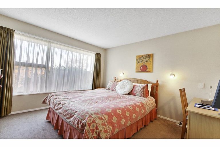 Photo of property in 1 Kinley Street, Rangiora, 7400