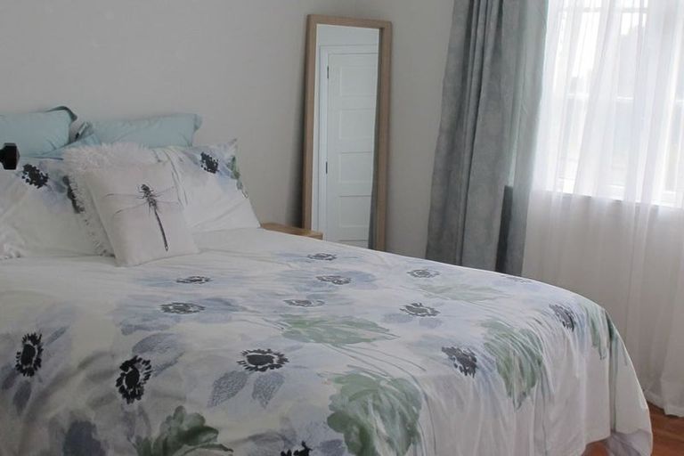 Photo of property in 12 Kitchener Place, Opawa, Christchurch, 8023