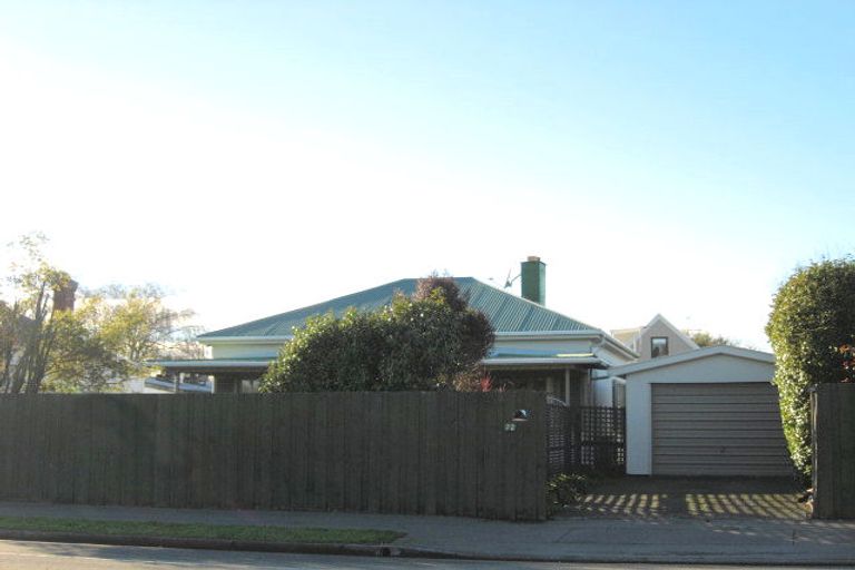 Photo of property in 2/72 Cranford Street, St Albans, Christchurch, 8014