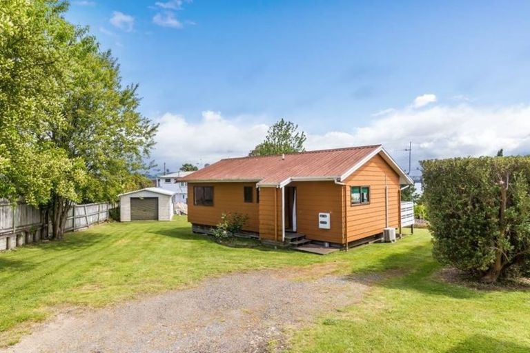 Photo of property in 8 Logan Avenue, Wharewaka, Taupo, 3330