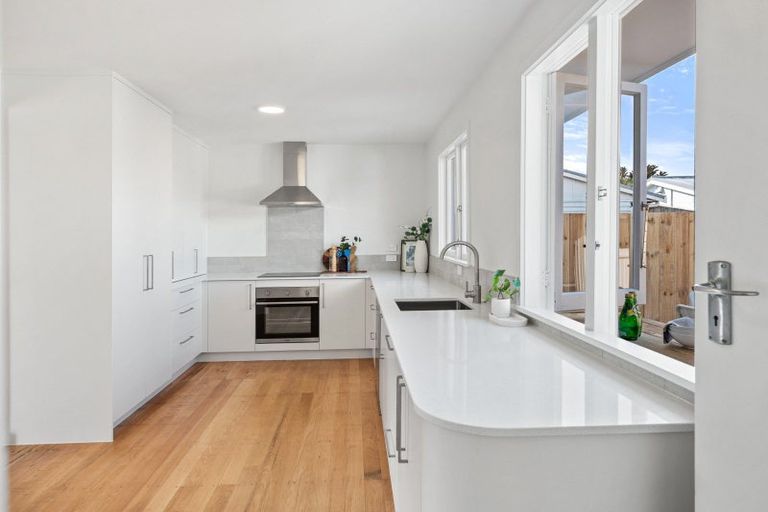 Photo of property in 53a Queen Road, Bellevue, Tauranga, 3110