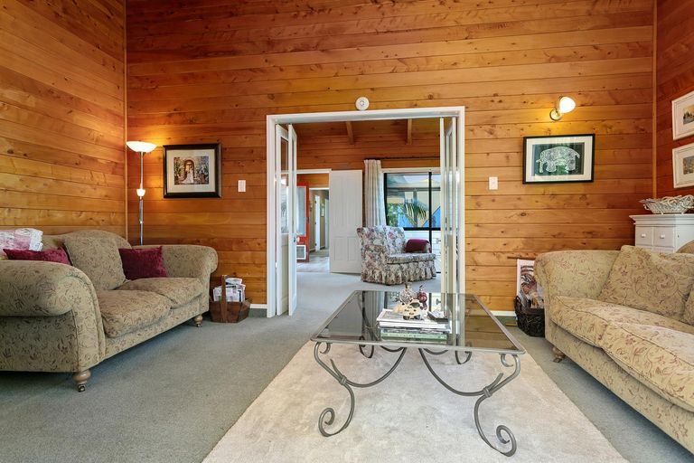 Photo of property in 32 Hetherington Road, Tirau, 3485