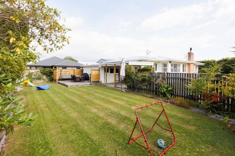 Photo of property in 5 Sheffield Street, Awapuni, Palmerston North, 4412