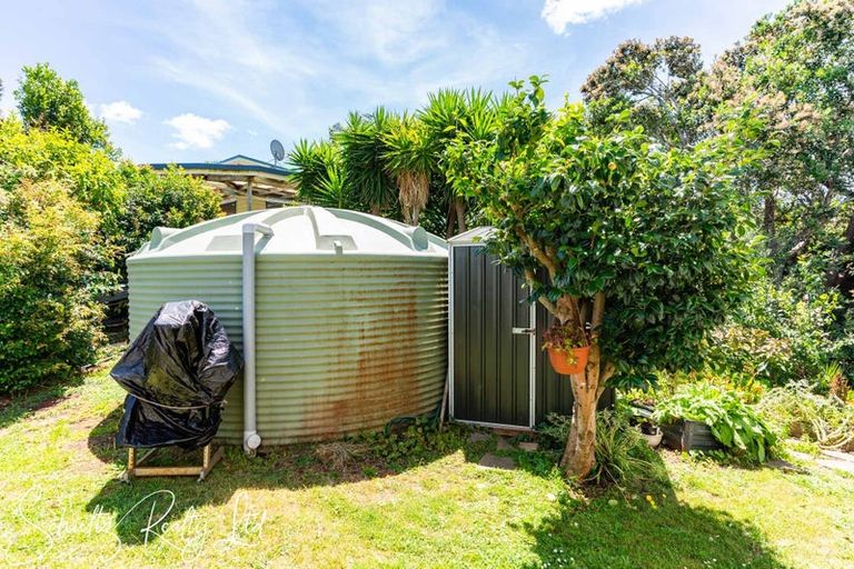Photo of property in 21 Ngatoto Road, Tinopai, Matakohe, 0593