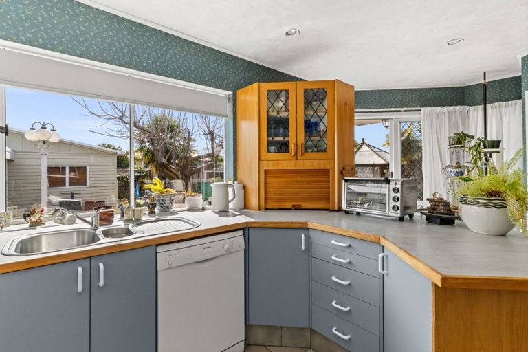 Photo of property in 5 Whitby Crescent, Flaxmere, Hastings, 4120