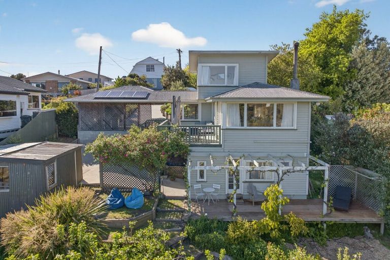 Photo of property in 47 Ranui Crescent, Diamond Harbour,  8971