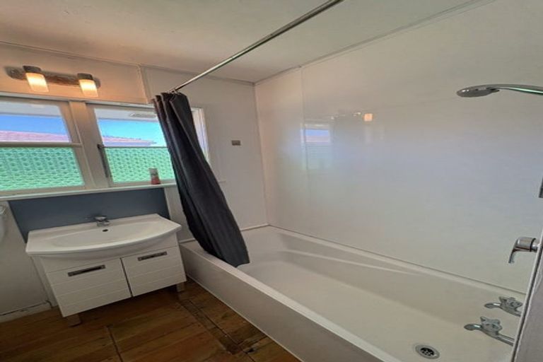 Photo of property in 11 Stephen Street, Trentham, Upper Hutt, 5018