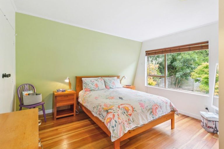 Photo of property in 79a Churton Drive, Churton Park, Wellington, 6037