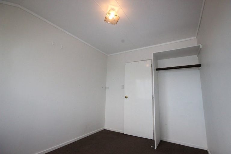 Photo of property in 16 Keeling Street, West End, Palmerston North, 4412