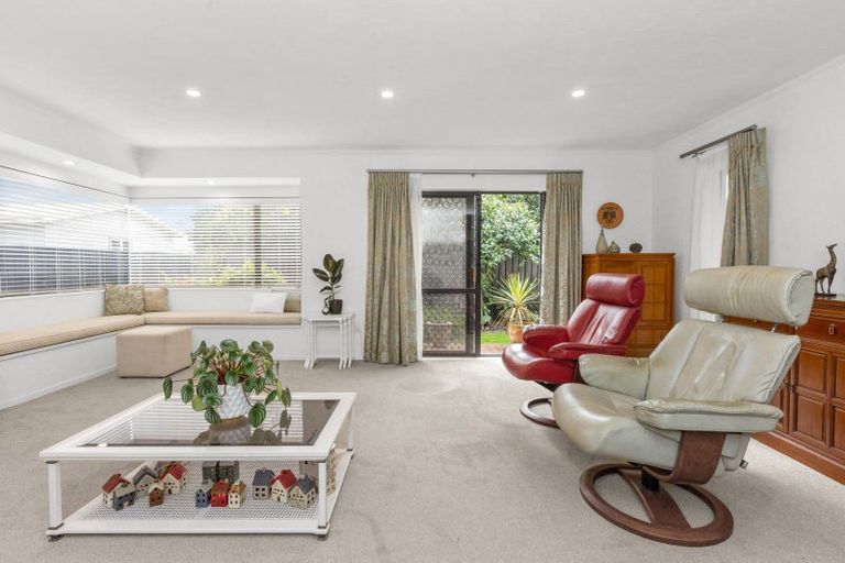 Photo of property in 18a Otatara Road, Taradale, Napier, 4112