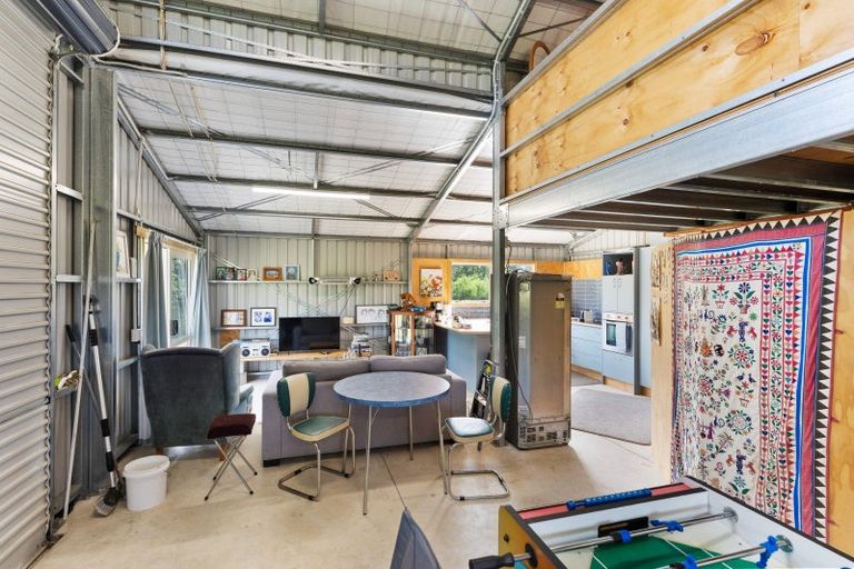 Photo of property in 1 Kristin Place, Manakau, 5573