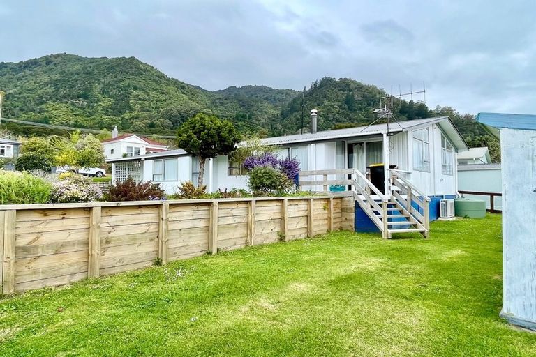 Photo of property in 43 Puriri Street, Te Aroha, 3320