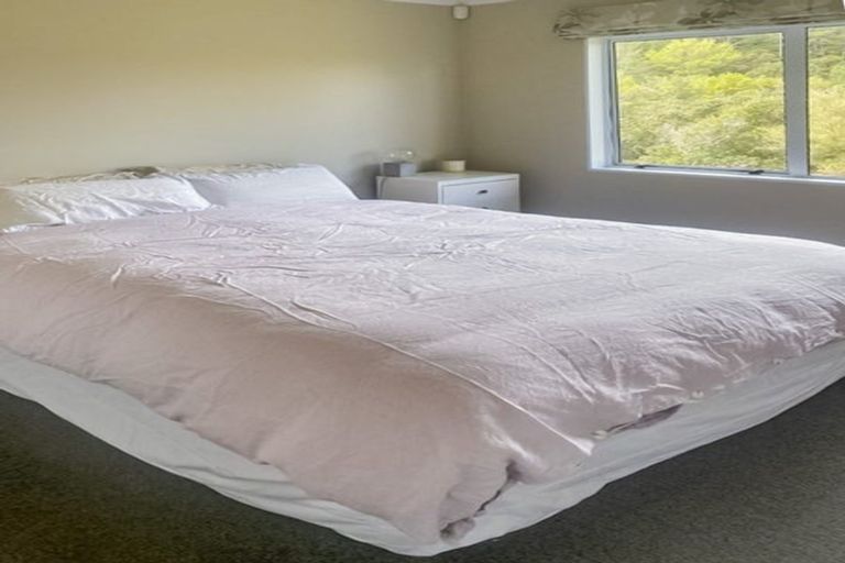 Photo of property in 60 Lord Street, Stokes Valley, Lower Hutt, 5019